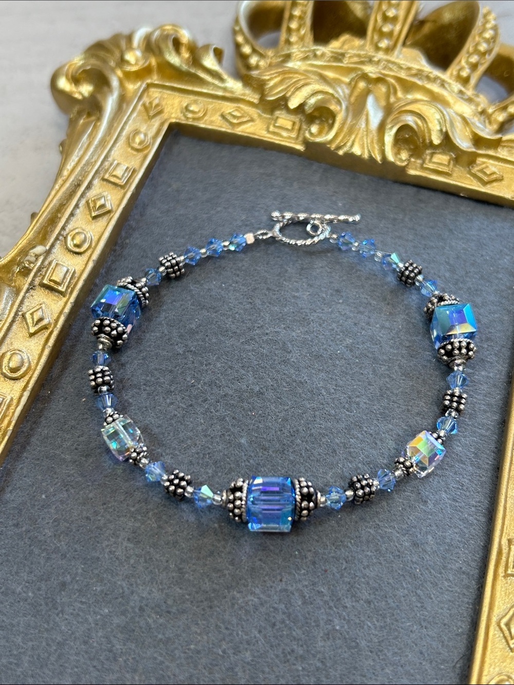 Blue Crystal Beaded Bracelet with Silver Accents